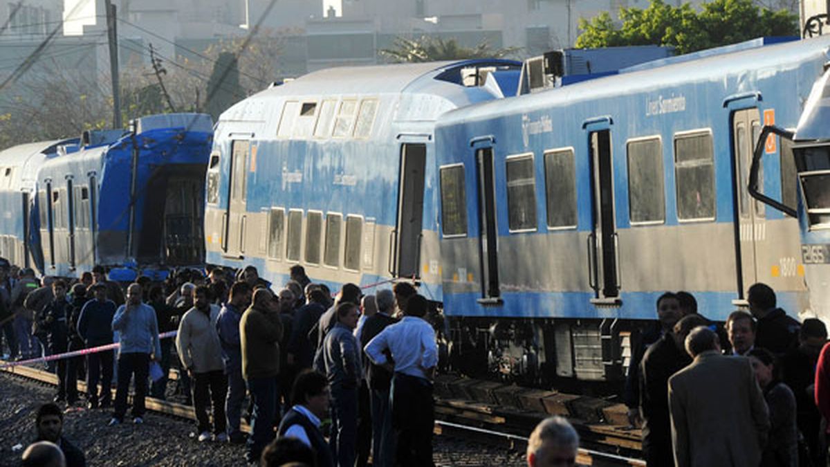 Difunden video del choque de trenes en Castelar
