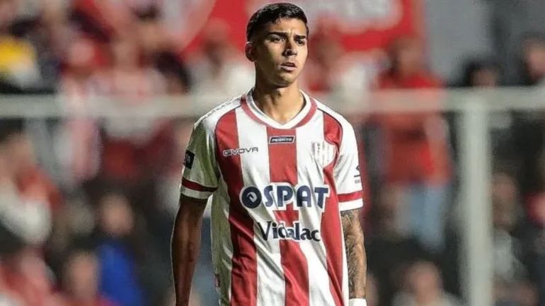 Tomás