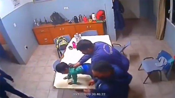 Bomberos de Centenario salvaron a un niño que se ahogaba