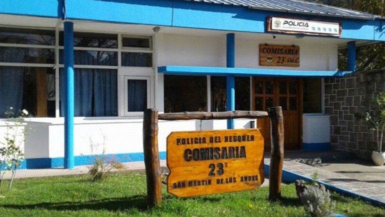 Confundió a dos pibes con los ladrones de su auto y los persiguió a los tiros