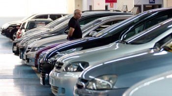 Mercado. Los precios de los autos se están adecuando más al bolsillo. Mercado. Los precios de los autos se están adecuando más al bolsillo.
