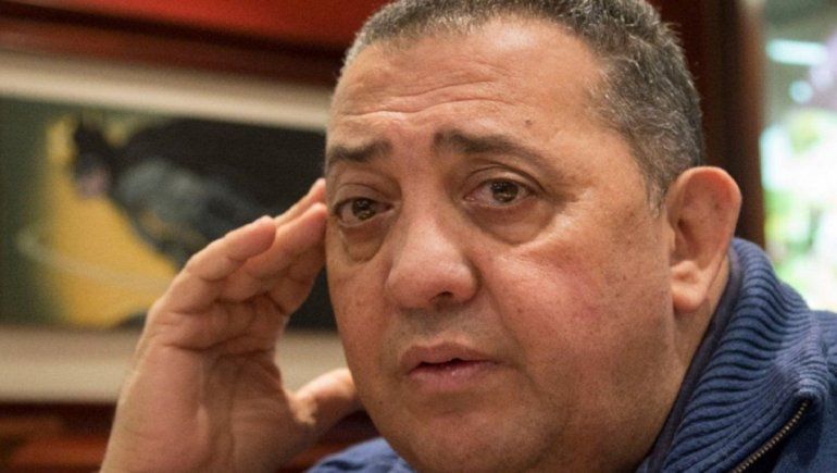 El político de izquierda, Luis D