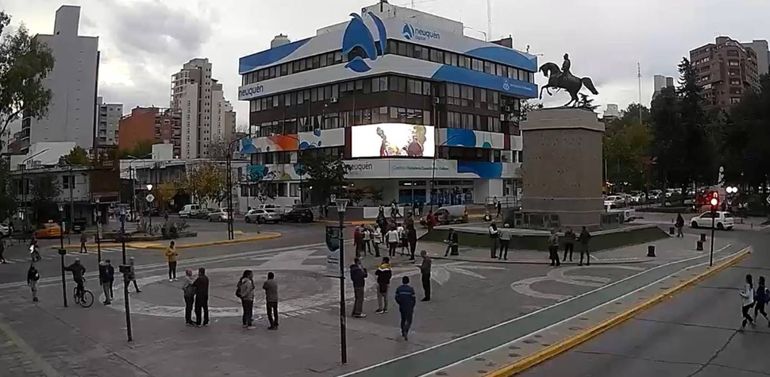 Opositores criticaron la baja convocatoria de Vidal en Neuquén