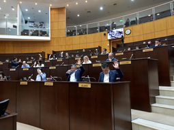 La Legislatura sancionó por mayoría los tres presupuestos 2026. La Legislatura sancionó por mayoría los tres presupuestos 2026.