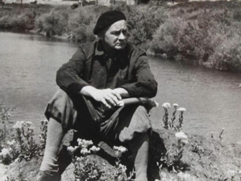 El vino, un gran realizador: Béla Hamvas cataloga el vino como criaturas y distingue entre el vino terapéutico del llano y el idealista de la montaña. Un goce vitalista. 