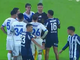 Las críticas contra el árbitro estallaron.