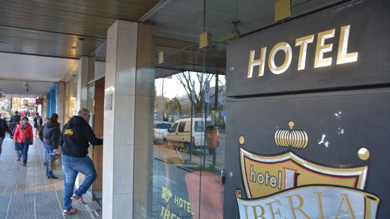 Muchos turistas tuvieron que volverse por el temporal de nieve. Pero las semanas siguientes la ciudad de Neuquén se mantuvo con muchos visitantes.