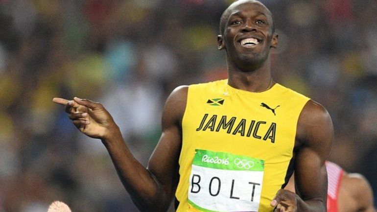 Bolt vence en el 200 y está a un oro del triple-triple