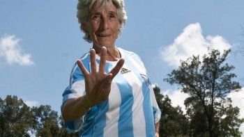 la historia de elba selva, la futbolista que hizo historia ante inglaterra en el azteca antes que maradona la historia de elba selva, la futbolista que hizo historia ante inglaterra en el azteca antes que maradona