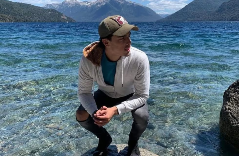 Martín sufrió un hematoma subdural y traumatismo severo de cráneo. Martín sufrió un hematoma subdural y traumatismo severo de cráneo.