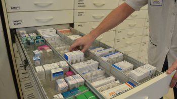 en las farmacias faltan medicamentos para las nebulizaciones 