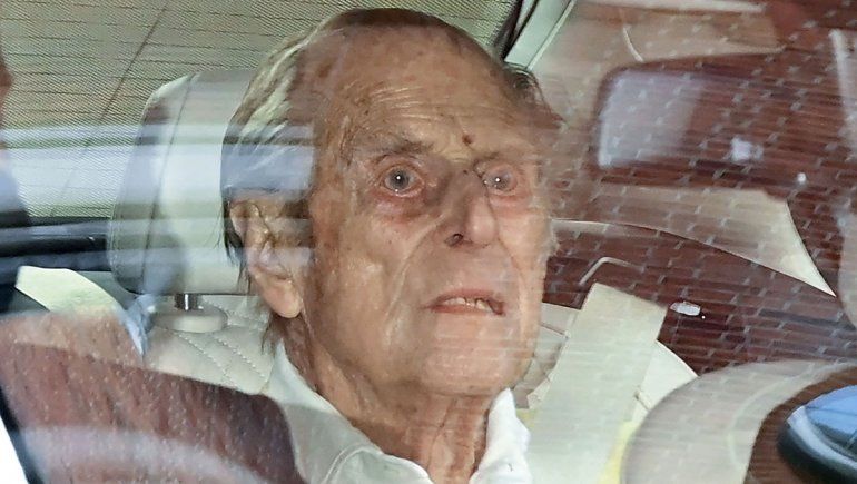 Reino Unido: dieron de alta al esposo de la reina Isabel