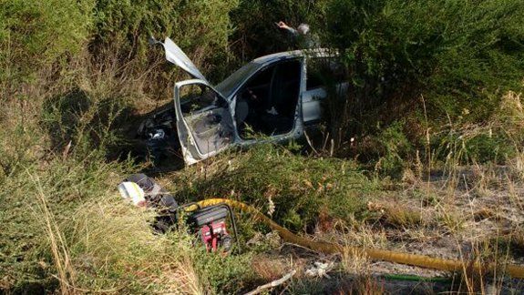 Un policía chocó a un auto en el que iba una familia de Pehuenia 