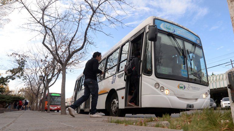 Dos ramales cambian sus recorridos para bajar tiempos de espera