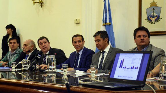 El Gobierno prevé más inversión para educación