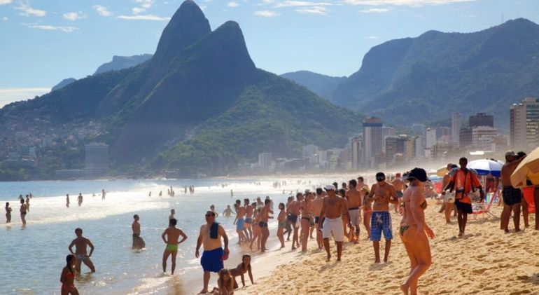 Las polémicas prohibiciones que quieren aplicar en las playas de Río de Janeiro