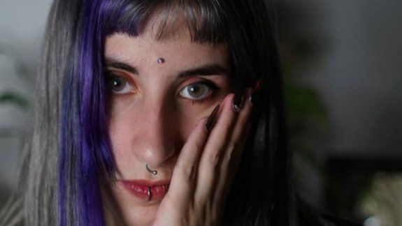 Una de las víctimas de una web porno habló con LMN