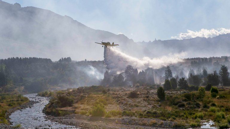 El gobernador Das Neves confirmó que el incendio fue intencional.