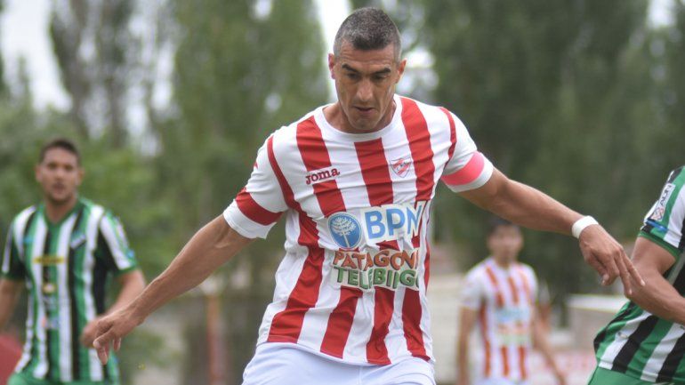 El experimentado volante confíaen ganarle mañana a Madryn.