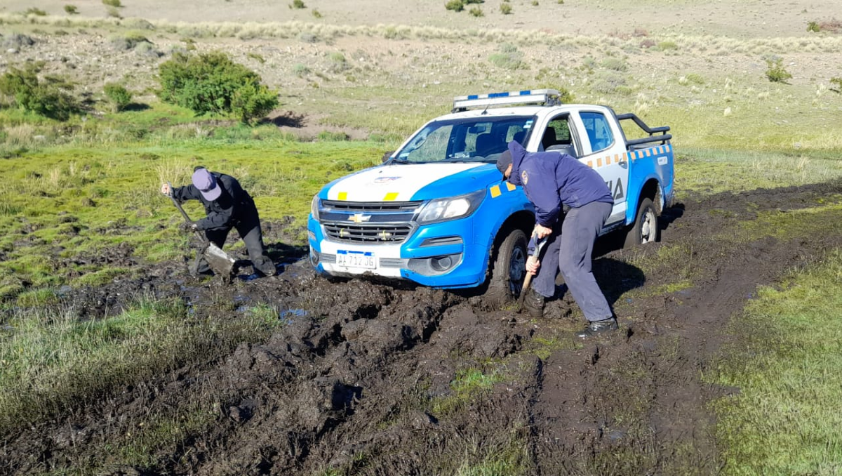 Capacitan efectivos en el manejo de 4x4 en zona de alta montaña