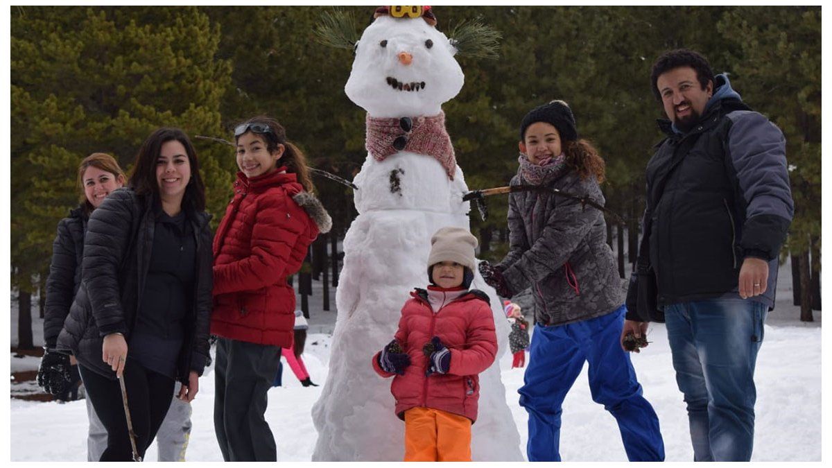 Andacollo Realizo Un Concurso De Munecos De Nieve