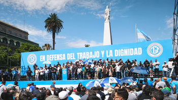 las millonarias multas que deberan pagar dos gremios tras adherirse al paro de la cgt las millonarias multas que deberan pagar dos gremios tras adherirse al paro de la cgt