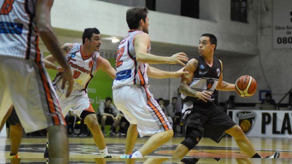 Petrolero Argentino mejoró en su juego, aunque no le alcanzó.&nbsp;
