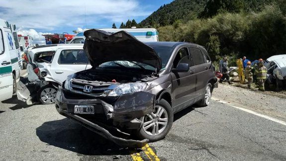 El camionero chileno provocó un choque en cadena