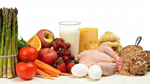 Variedad, moderación y pocas restricciones, la base de una buena dieta.