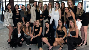 las fotos de la cena de las parejas de los heroes de la scaloneta las fotos de la cena de las parejas de los heroes de la scaloneta