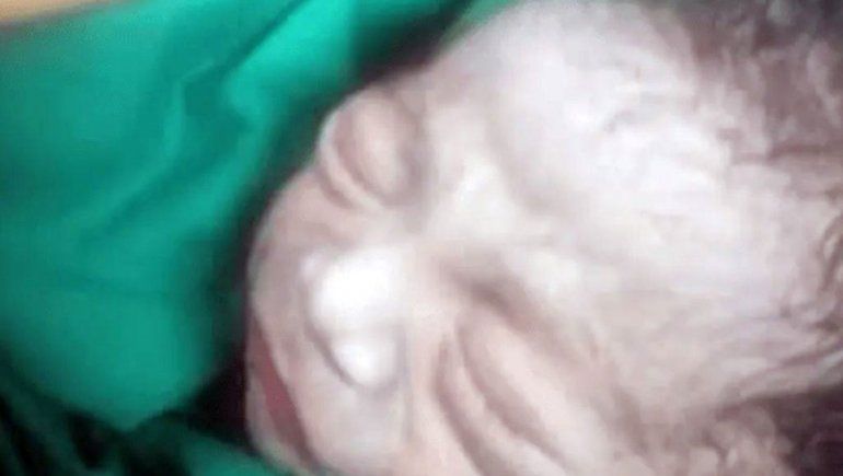 Encontraron a un recién nacido entre la basura