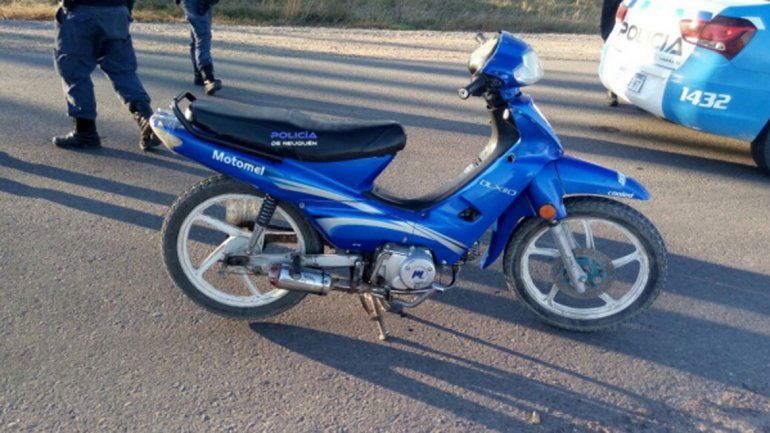 Atraparon a dos motochorros cuando merodeaban entre las casas