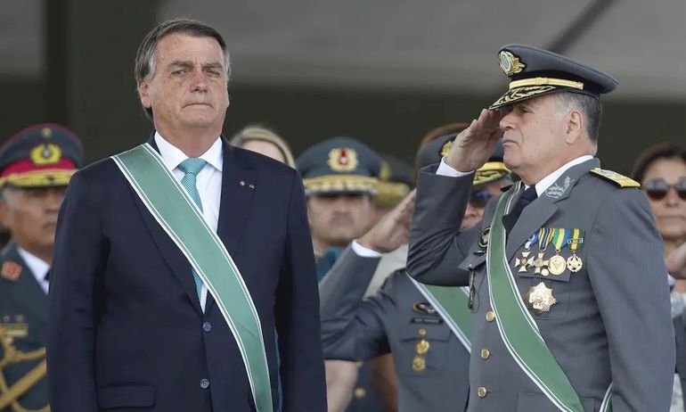 Jair Bolsonaro con el general Freire Gomex, que en ese momento era jefe del Ejército