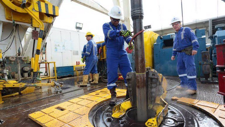 Petroleros acordaron un aumento extra del 4,2 por ciento