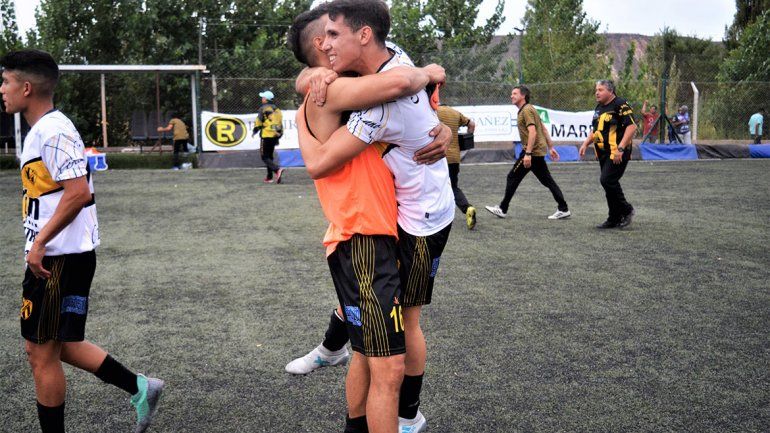 Ayudo desde donde puedo