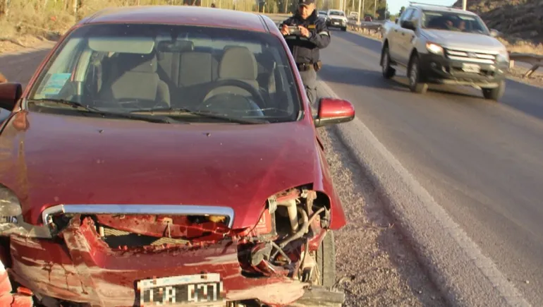 El auto sufrió daños considerables al chocar en Ruta 7/ Gentileza Centenario Digital