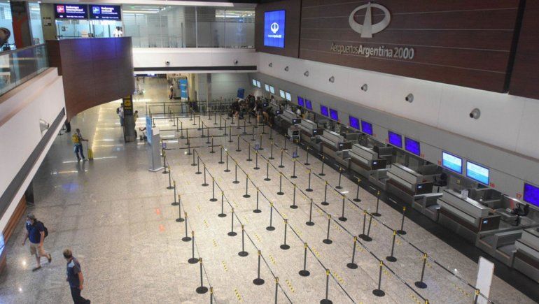 Reabrieron el aeropuerto de Mendoza y un paso limítrofe