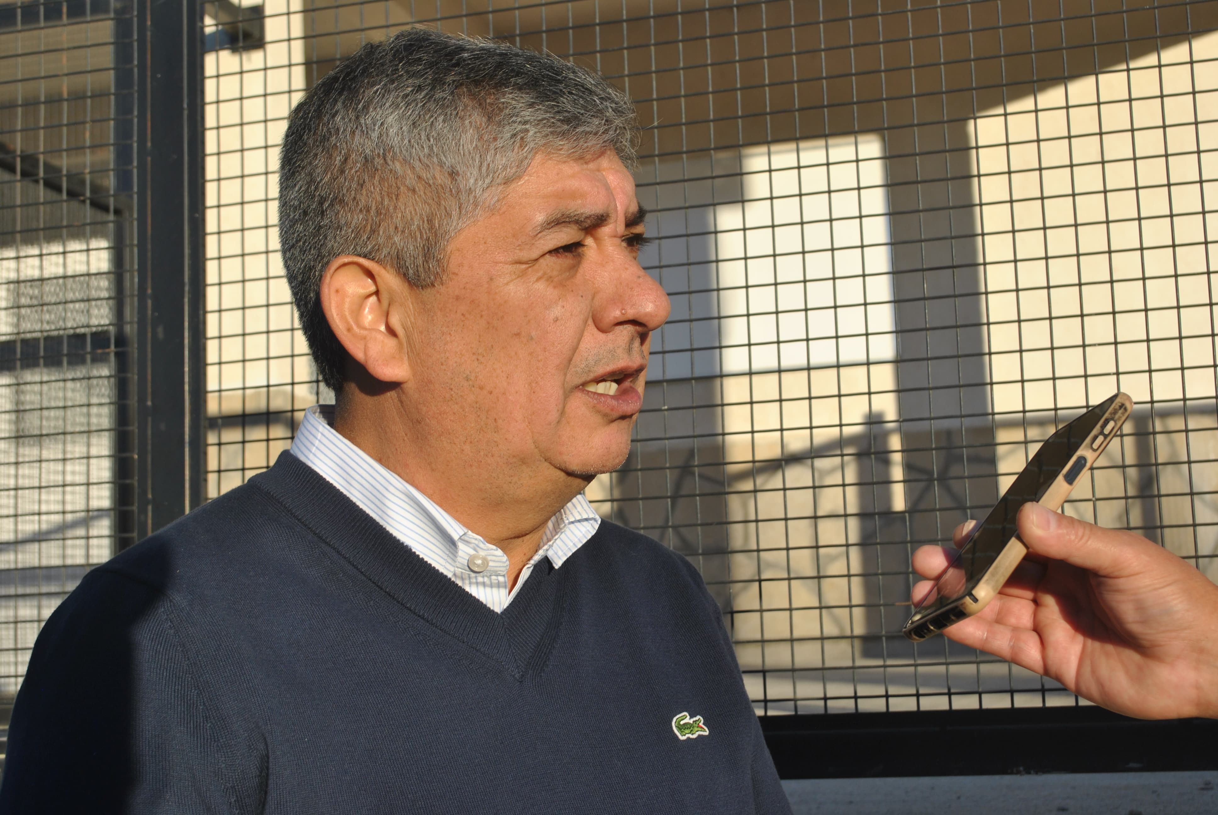 El intendente de Las Lajas salió a responder las acusaciones por autorizar su propia cantera