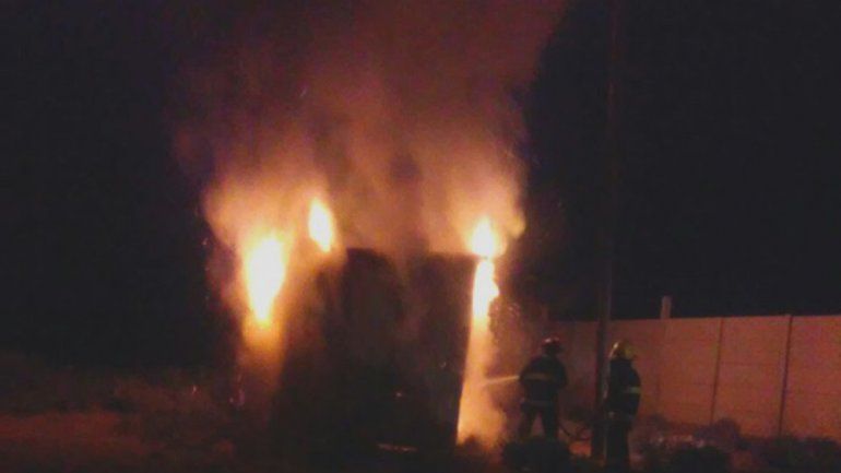 Incendio en Plaza Huincul.