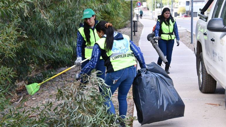 Toda la basura que se saca de uno de los lugares más concurriodos de Neuquén.