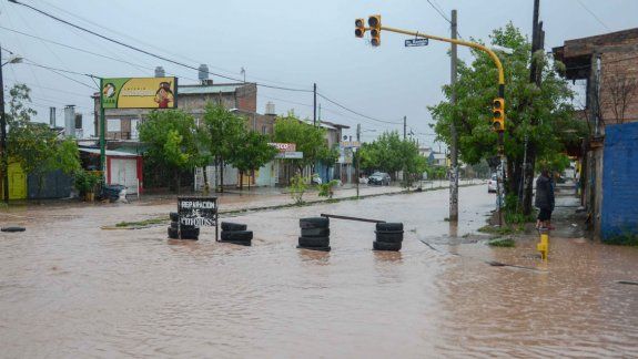 El temporal provocó grandes daños en los barrios neuquinos