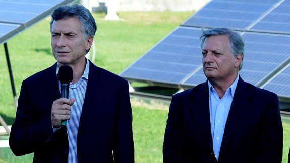El presidente sigue metiendo mano en su gabinete,