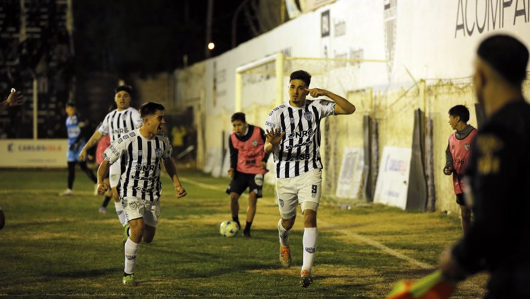 ¡Cipolletti épico! Le ganó en la última jugada a Santamarina y se metió en zona de clasificación