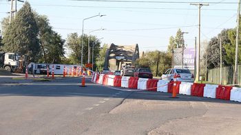 La salida de Neuquén a Cipolletti en plena obra. La salida de Neuquén a Cipolletti en plena obra.