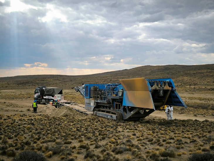 El impacto económico ya se siente: Se registraron adquisiciones por más de $955 millones en la primera etapa, dinamizando a proveedores locales. Foto: @patagoniagold.