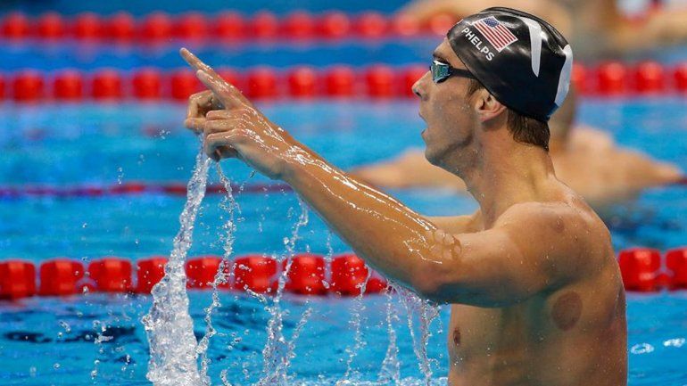 Phelps elevó a 21 su récord de oros olímpicos