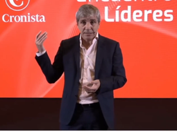 Caputo quiere volver a emitir deuda con legislación en Nueva York, pero sin acumular reservas internacionales. Caputo quiere volver a emitir deuda con legislación en Nueva York, pero sin acumular reservas internacionales.