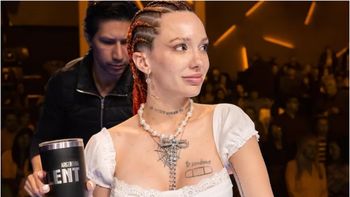 la joaqui presento a su mama en tv y? ¡son iguales! la joaqui presento a su mama en tv y? ¡son iguales!