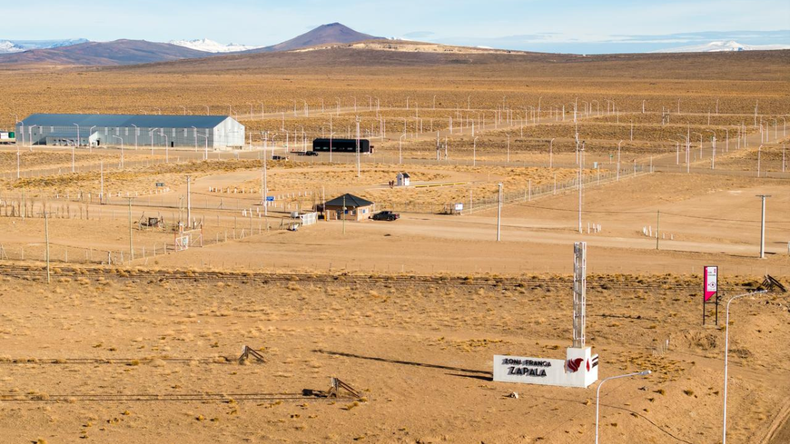 Zapala tendrá una planta de compactación de fardos y amplía la industria local | LM Neuquen Zapala tendrá una planta de compactación de fardos y amplía la industria local