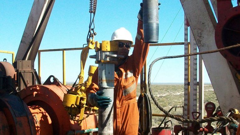 El aumento incluye a los operarios suspendidos.